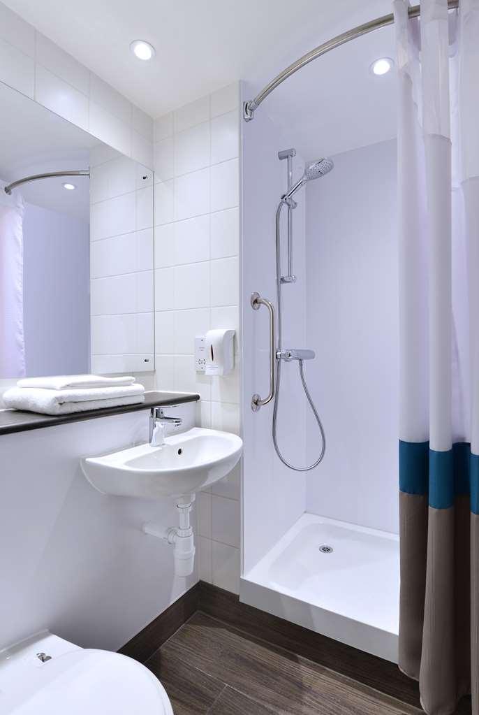 Travelodge Farringdon Londra Cameră foto