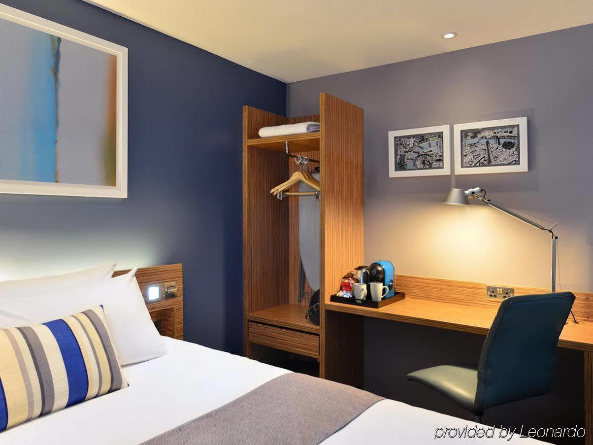 Travelodge Farringdon Londra Exterior foto
