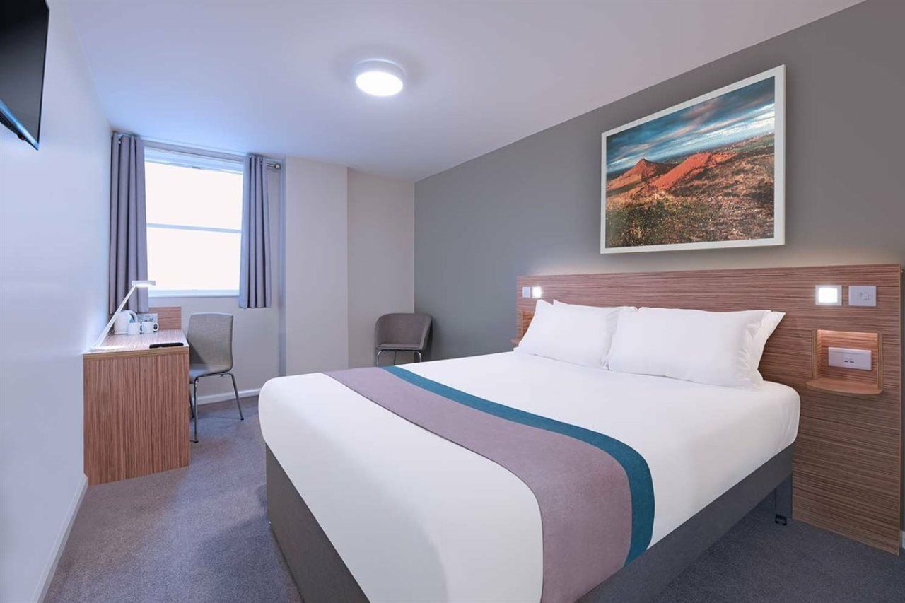 Travelodge Farringdon Londra Exterior foto